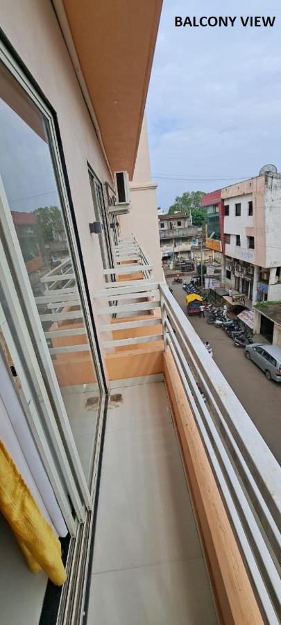 Hotel Aaditya Palace Bhusawal Exterior foto
